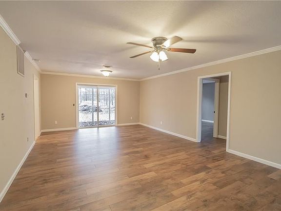 5th image of 5 Plumpton Ln
