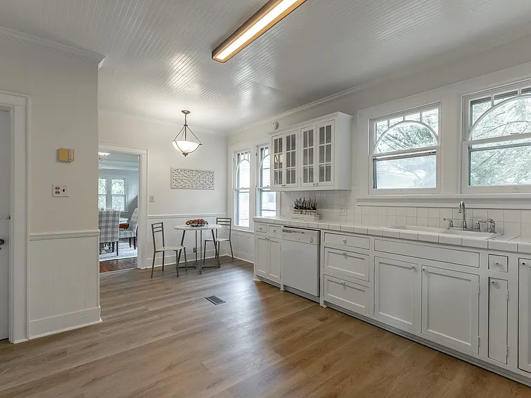 5405 Saint Elmo Ave — Photo 12