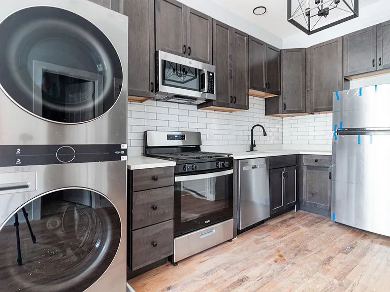 1742 N California Ave #2R — Photo 11