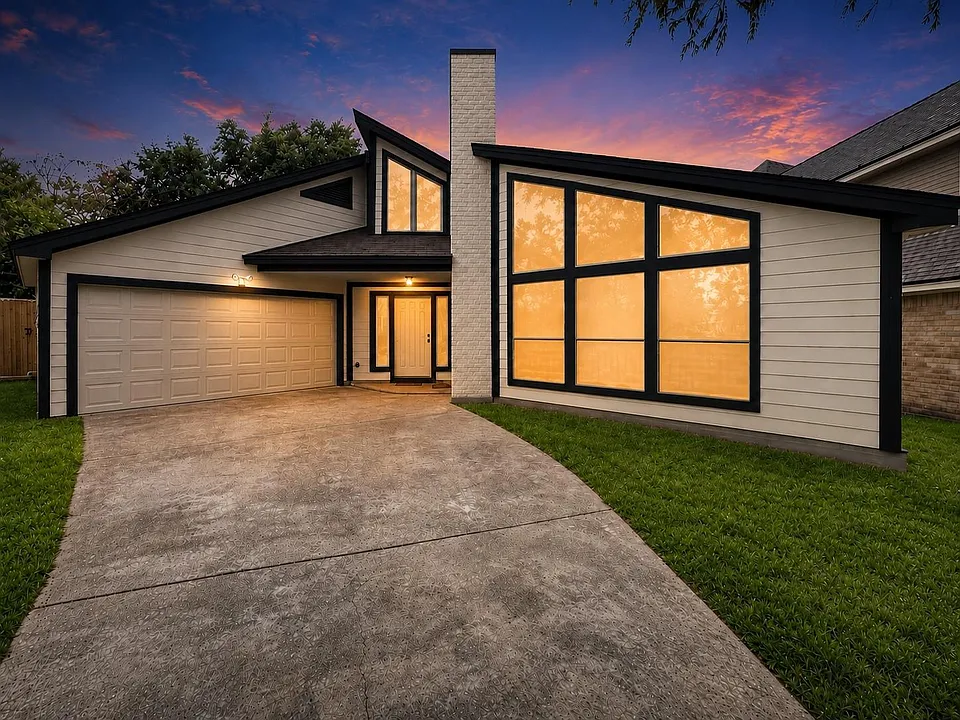 22907 River Birch Dr