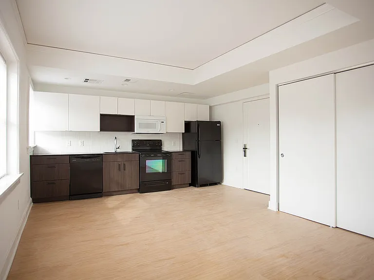 Dining/Living room