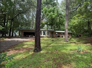 1910 Hudson Bay Dr, Northport, AL 35473