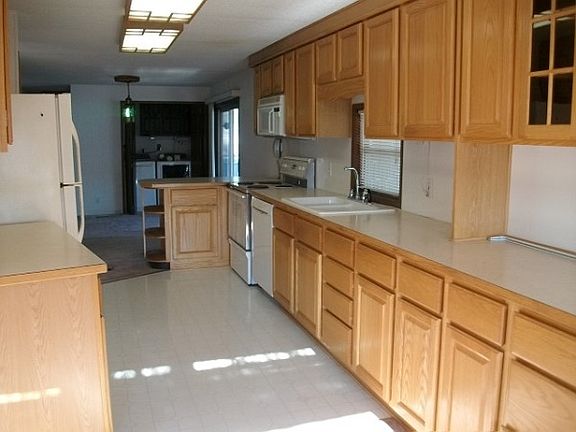 3rd image of 2311 W 16th Ave Lot 16