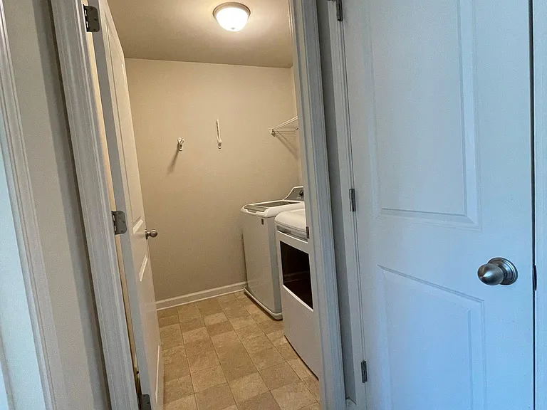 2028 Teagen Ct — Photo 11