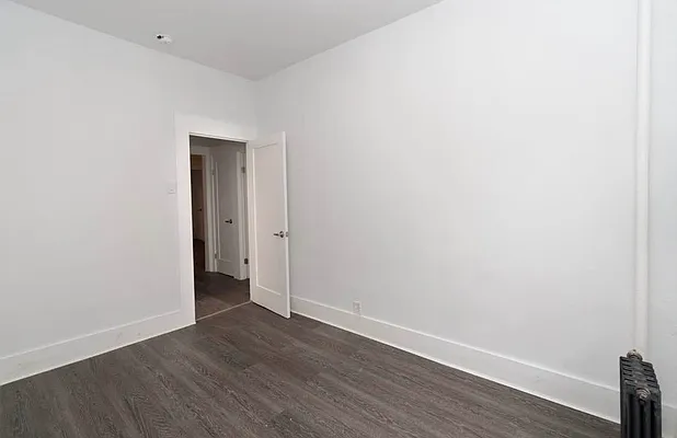 Rented by RealTegrity NY LLC | media 77