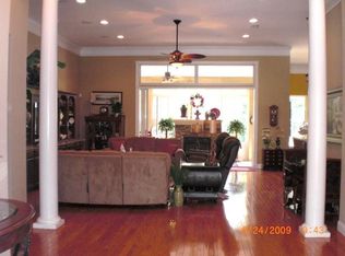 3269 Doctors Lake Dr, Orange Park, FL 32065