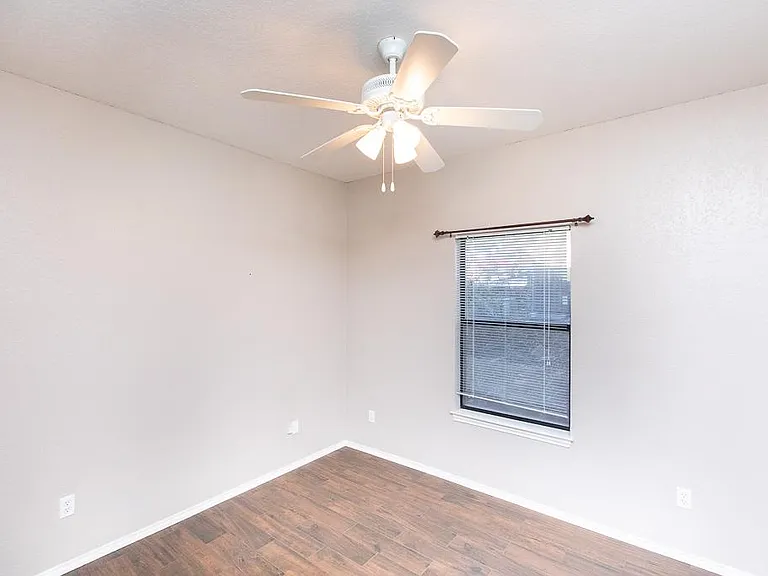 4711 Spicewood Springs Rd #182 — Photo 15