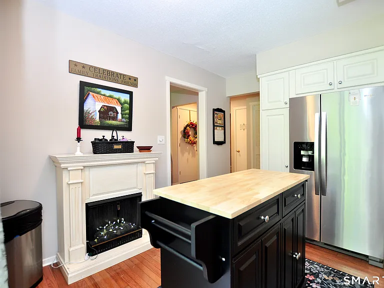 16 Applewood Ln #16 — Photo 17