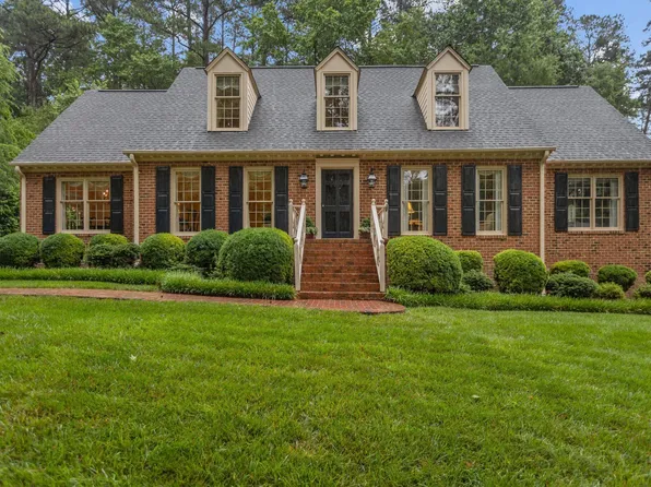 3919 Wentworth Dr, Durham, NC 27707
