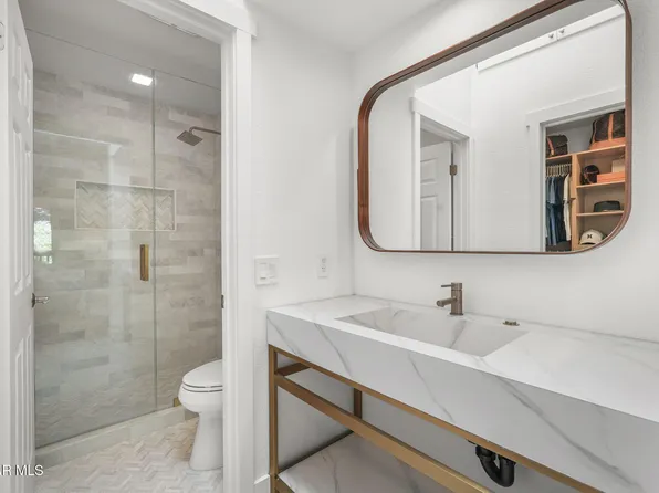 5473 Spanish Oak Ln Unit G, Oak Park, CA 91377