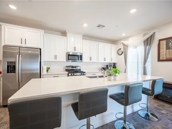 7228 N Decatur Blvd #4, Las Vegas, NV 89131