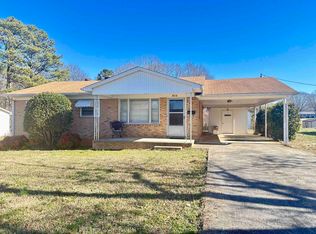 906 9th St, Gaffney, SC 29340