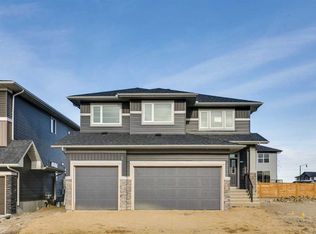 286 E Dawson Wharf Rise, Chestermere, AB T1X2X3