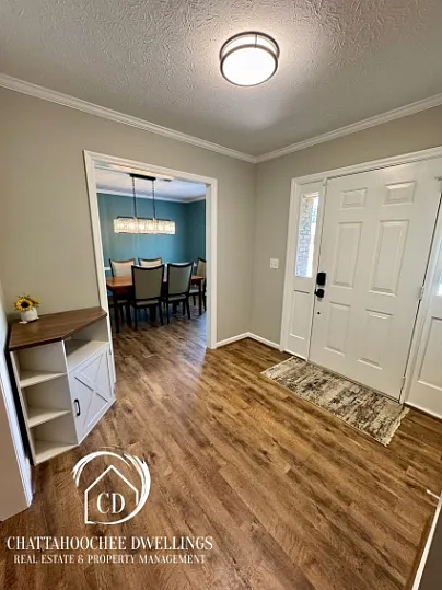 5936 Manassas Dr — Photo 2