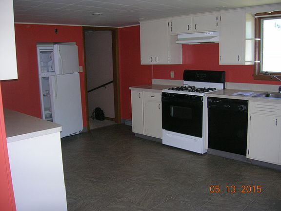 Appliances included