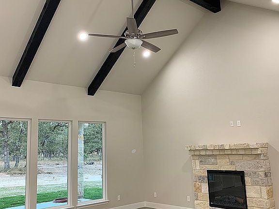 5th image of 177 Hidden Pond Dr