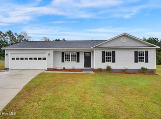 121 Starkys Creek Ct, Maysville, NC 28555