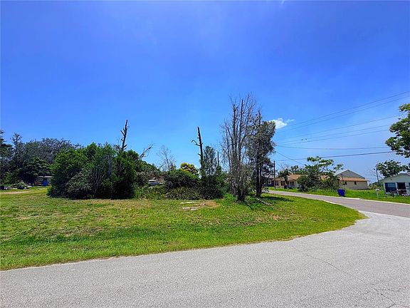 3rd image of 925 Grand Ave Lot 3
