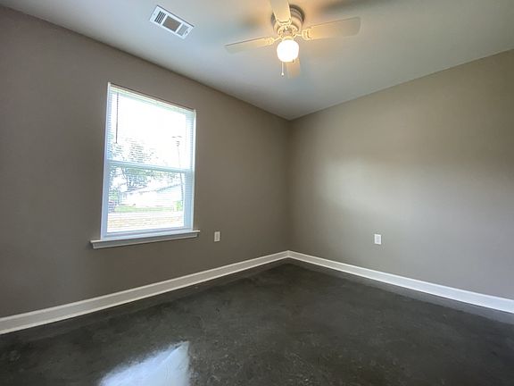 5th image of 103 Teresa Ln