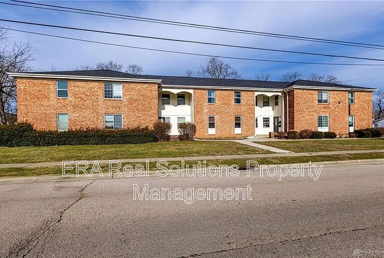 1241-1255 Devon Ave #1243-D — Photo 1