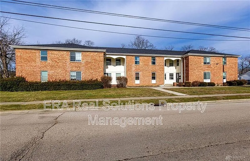 1241-1255 Devon Ave #1243-A