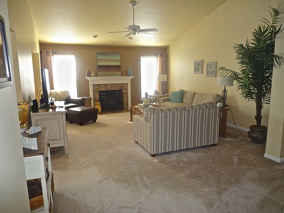 3rd image of 6832 Cross Creek Dr