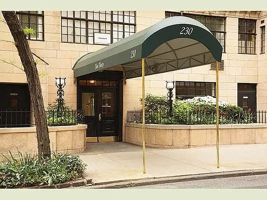 Sold by Stribling | media 11