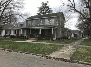 1521 Edgar Ave, Mattoon, IL 61938