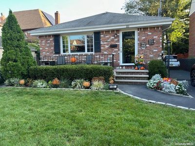 100 Northumberland, Lynbrook, NY, 11563
