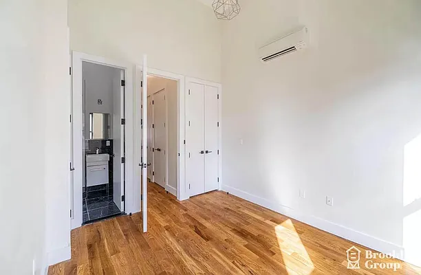 Rented by Brooklyn Group | media 8