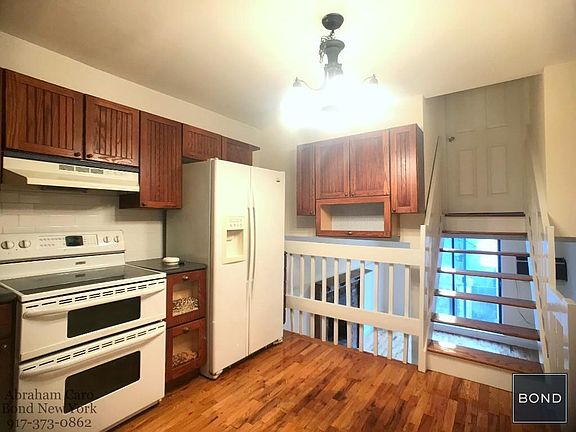 2nd image of 403 E 87th St APT 3A