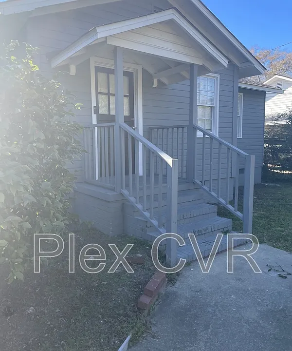 2406 Heard St