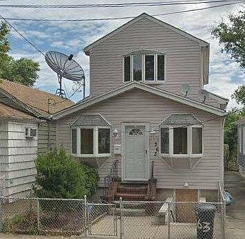 1st image of 1263 E 88th St