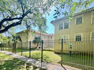1905 S Carrollton Ave, New Orleans, LA 70118