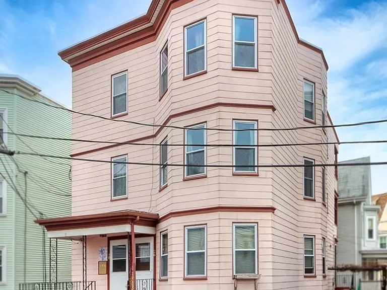 26-28 Oakland St — Photo 9