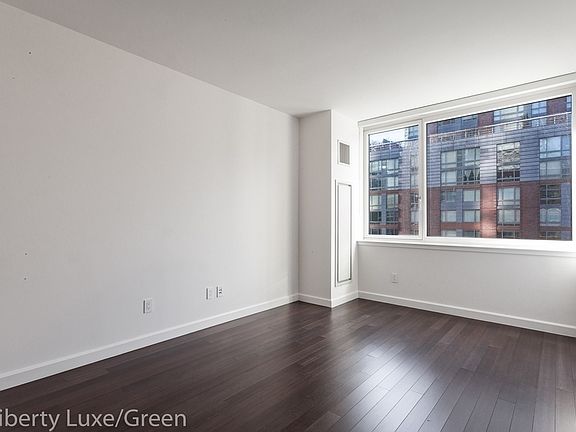 5th image of 200 N End Ave APT 5EF