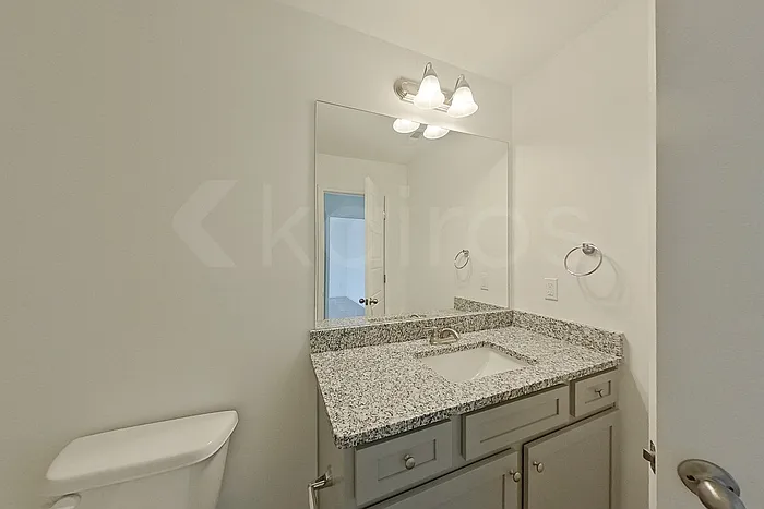 100 English Oak Ln — Photo 18
