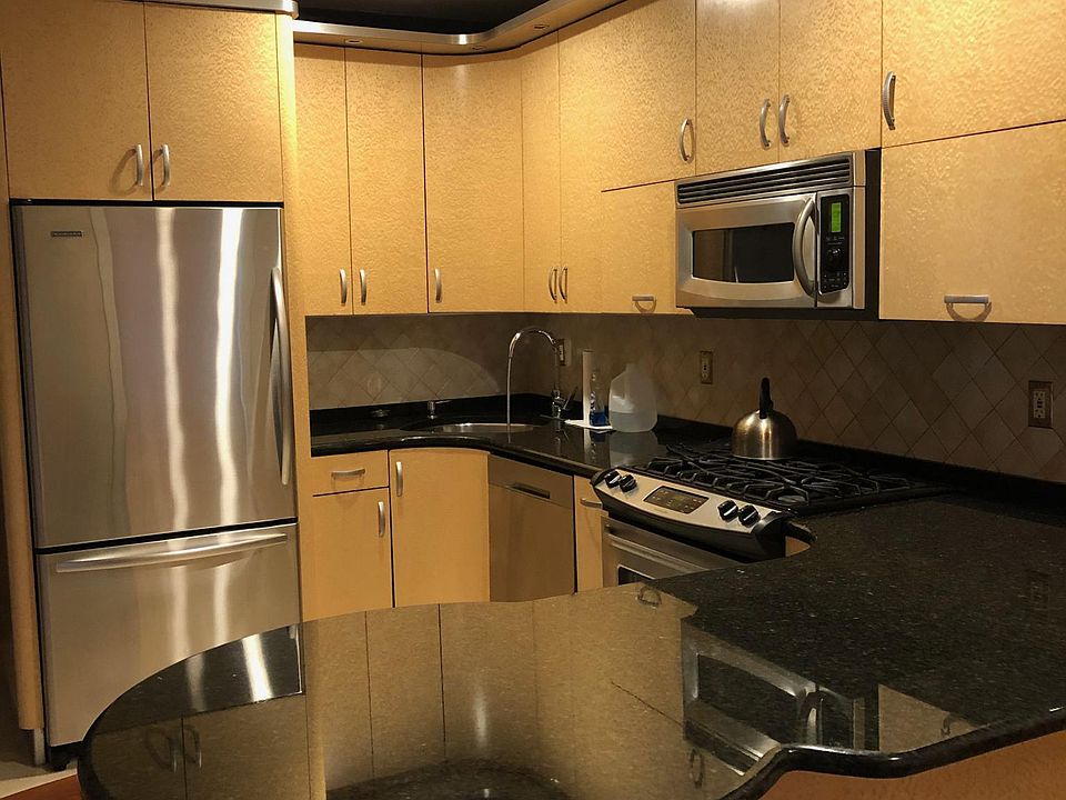 1st image of 2636 Ford St #2