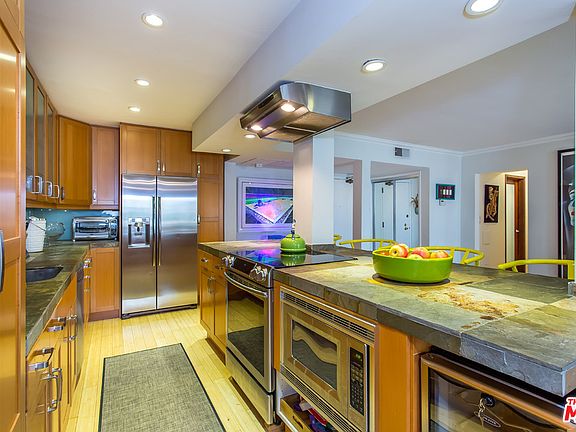3rd image of 1203 N Sweetzer Ave APT 215