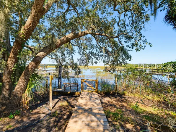 20 Tomahawk Trail, St Helena Island, SC 29920