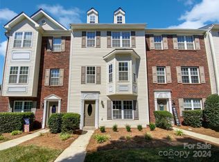 9111 Washam Potts Rd, Cornelius, NC 28031