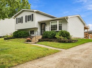 273 Lyons Rd, Bolingbrook, IL 60440