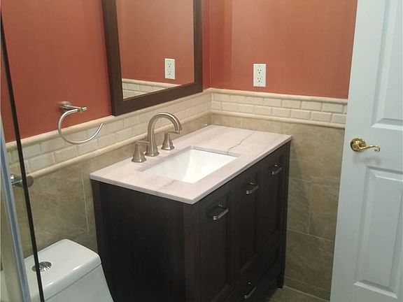 3rd image of 146 Heron Ln #350