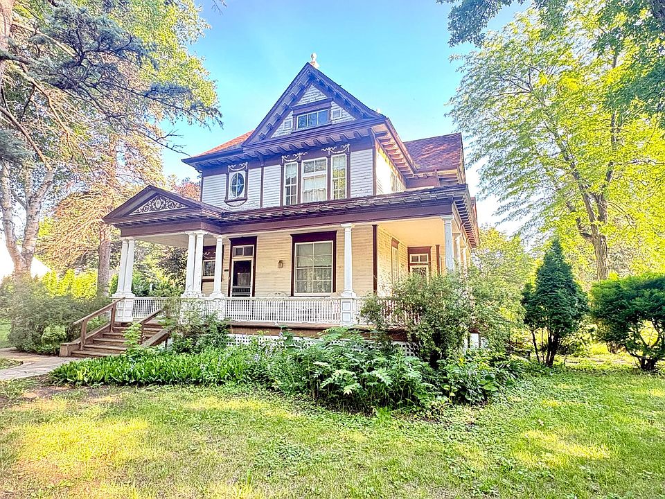 1st image of 1122 Pine St