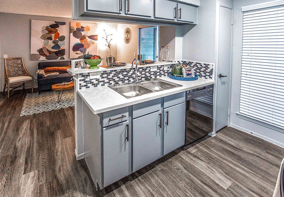 Treehouse Apartments 2501 Wickersham Ln Austin TX Zillow