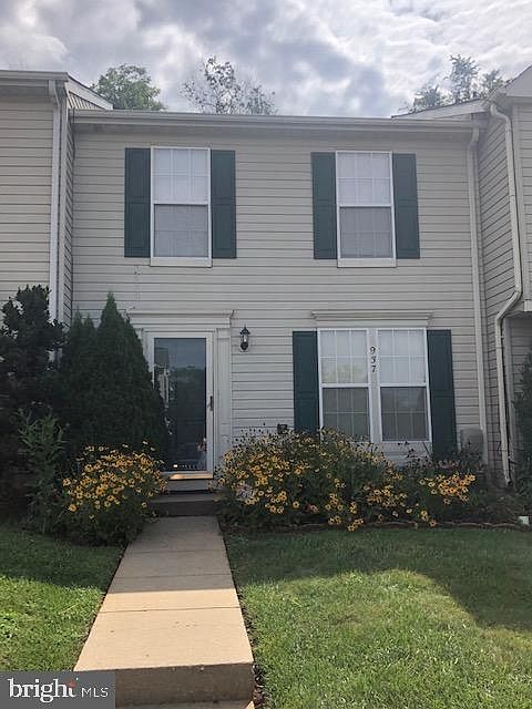 1st image of 937 Lynham Ct