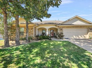 1822 Woodland Park Dr, Denison, TX 75020