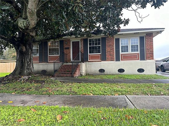 2nd image of 2163 Empire Pl