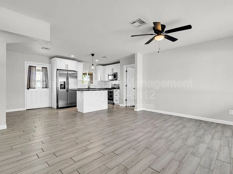 449 E Harmony Ave — Photo 10