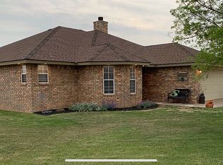 1404 Bravo St, Plainview, TX 79072